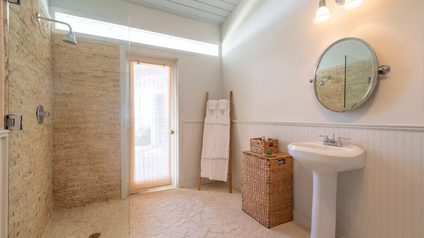 Three Bees Villa | Bahamas