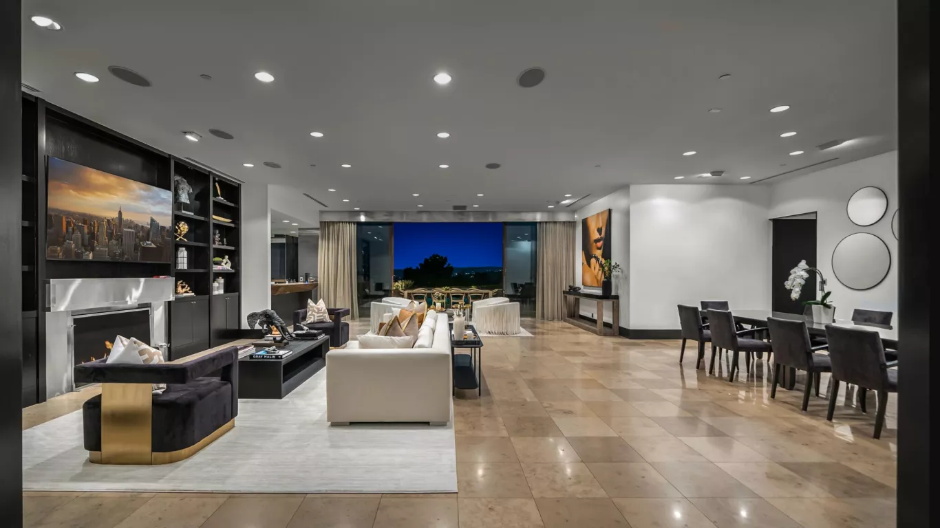 Villa Maggie | Los Angeles