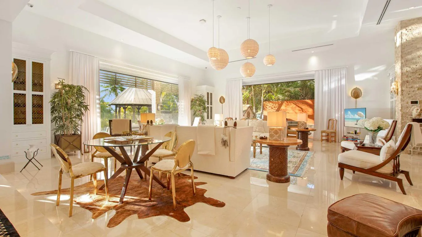 Villa Paradis Sur Mer | Cayman Islands