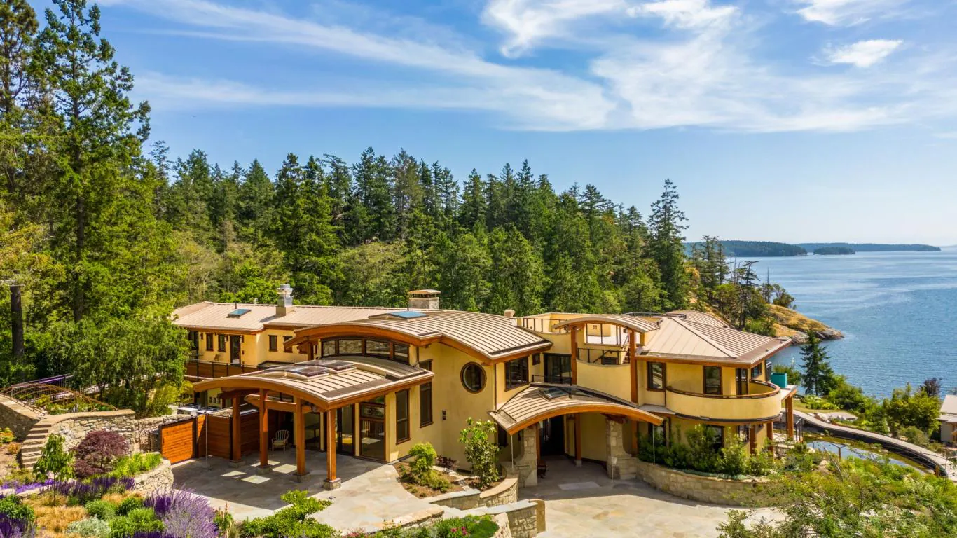 Villa Krystallos | Rest of British Columbia