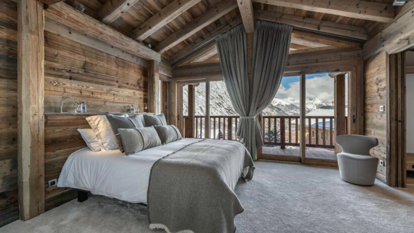 Chalet Pure White Crystal | Rest of France