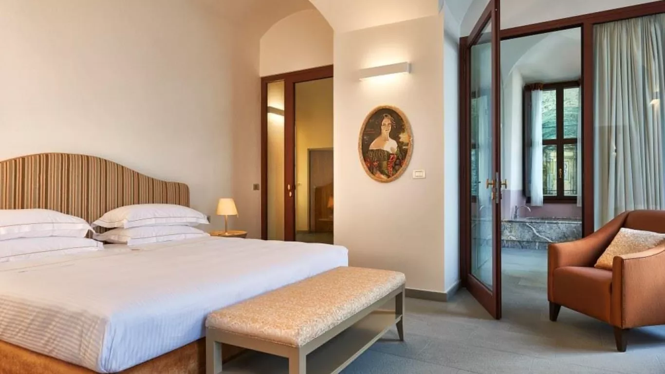 Villa Pliniana | Lake Como