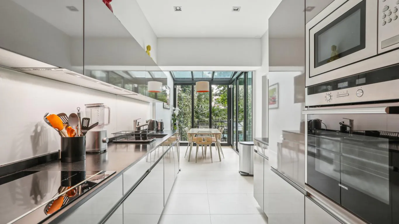 Villa Mercy | Paris