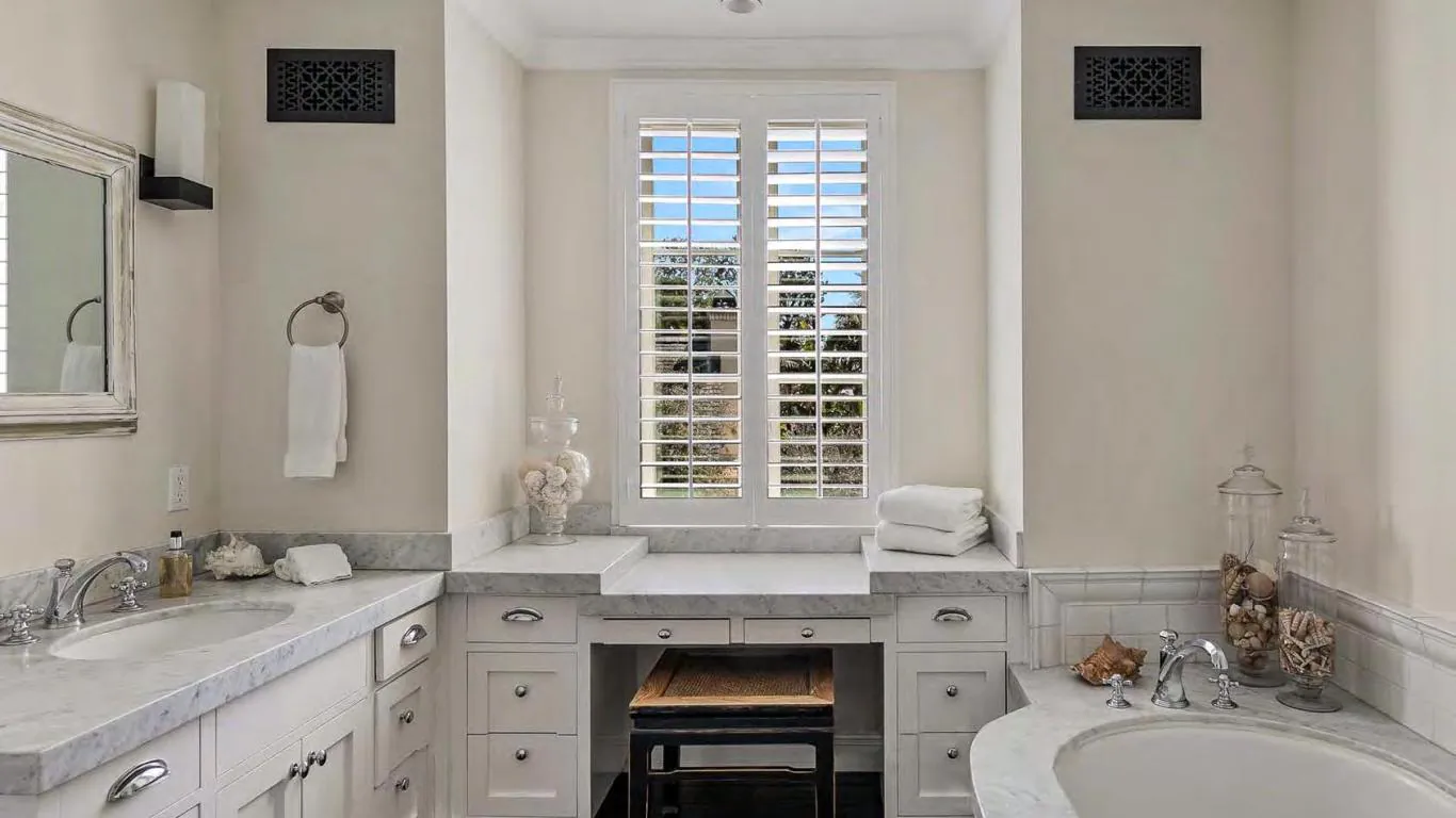 Villa Antonina | Los Angeles