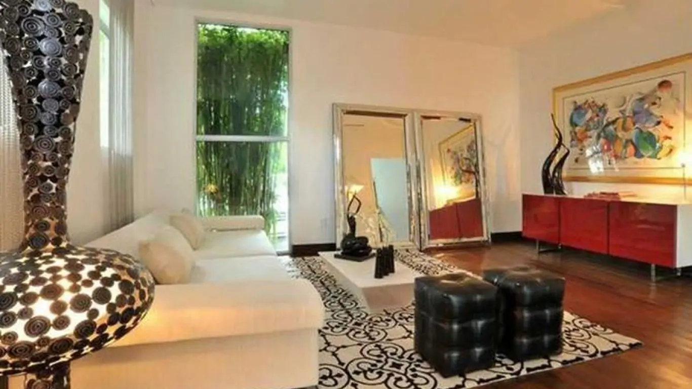 Villa Marion | Miami