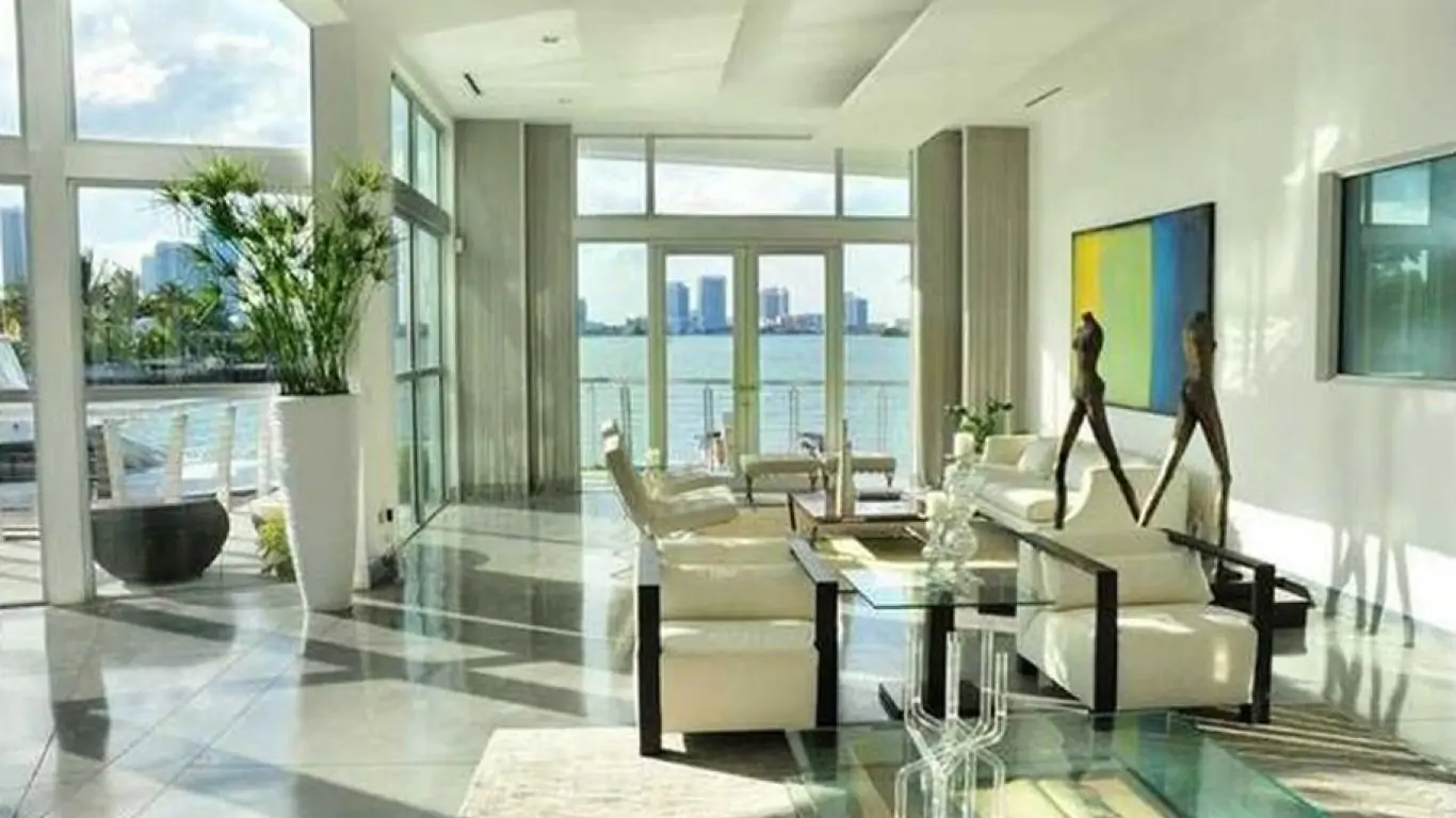 Villa Marion | Miami