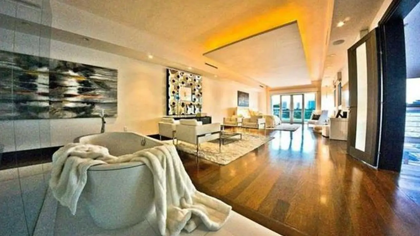 Villa Marion | Miami