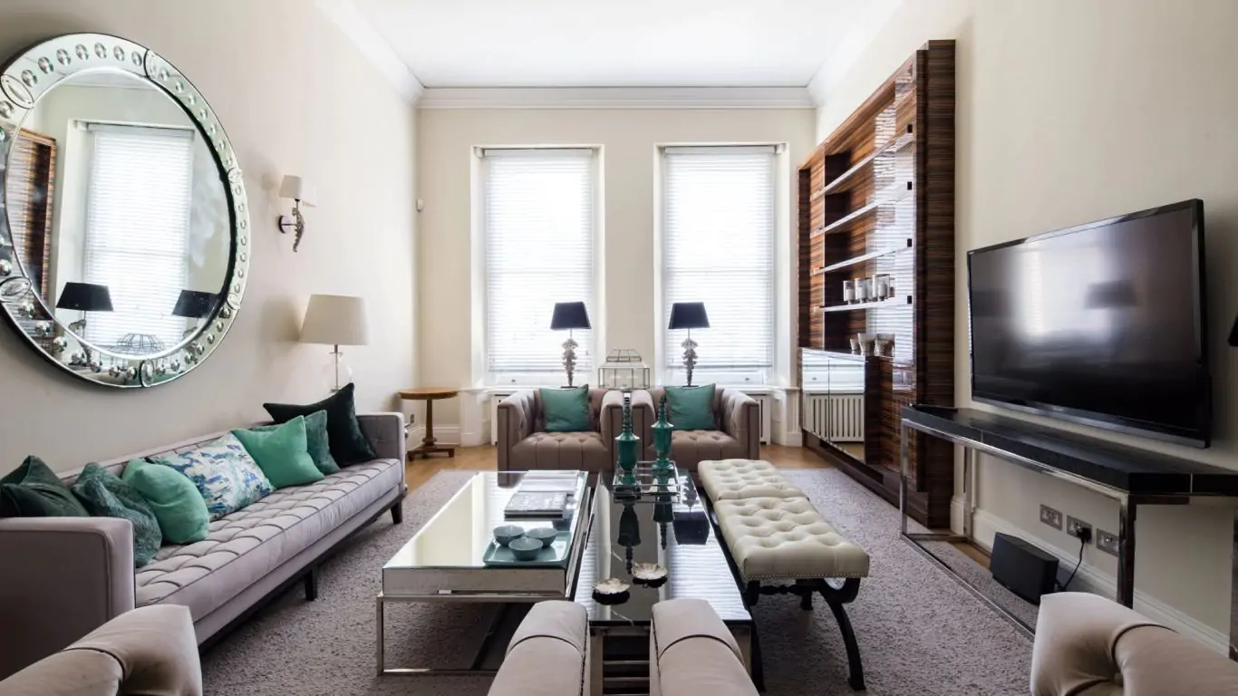 Townhouse Priscilla | London