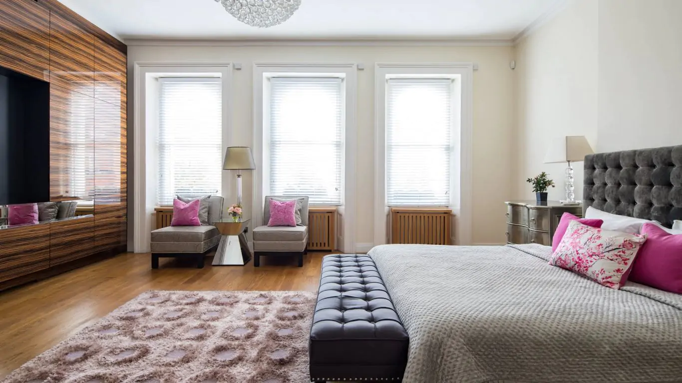 Townhouse Priscilla | London