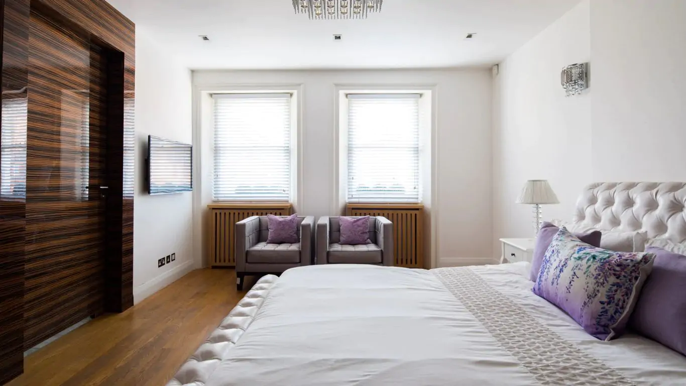 Townhouse Priscilla | London