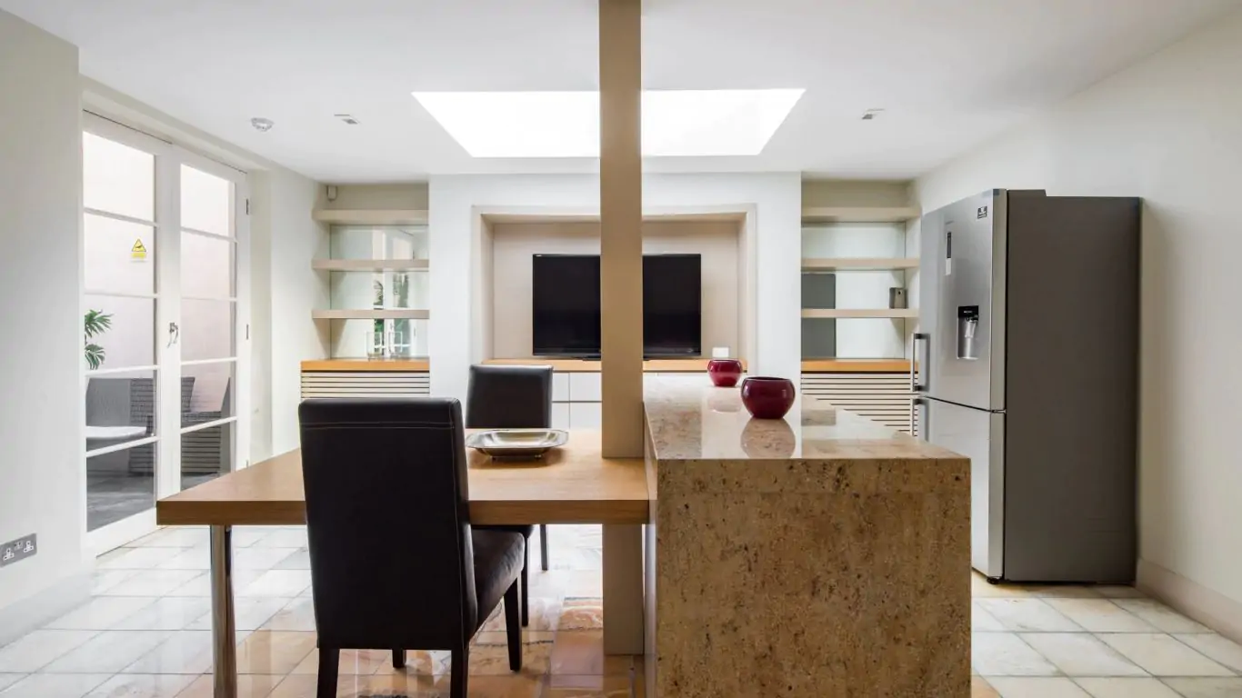 Townhouse Priscilla | London