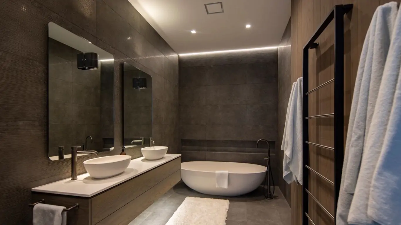 Ladena | New Zealand