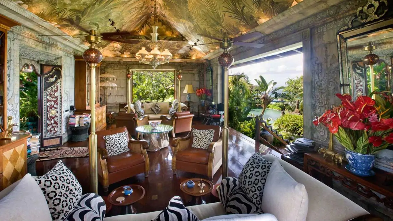 Mandalay Pearl | Saint Vincent and the Grenadines