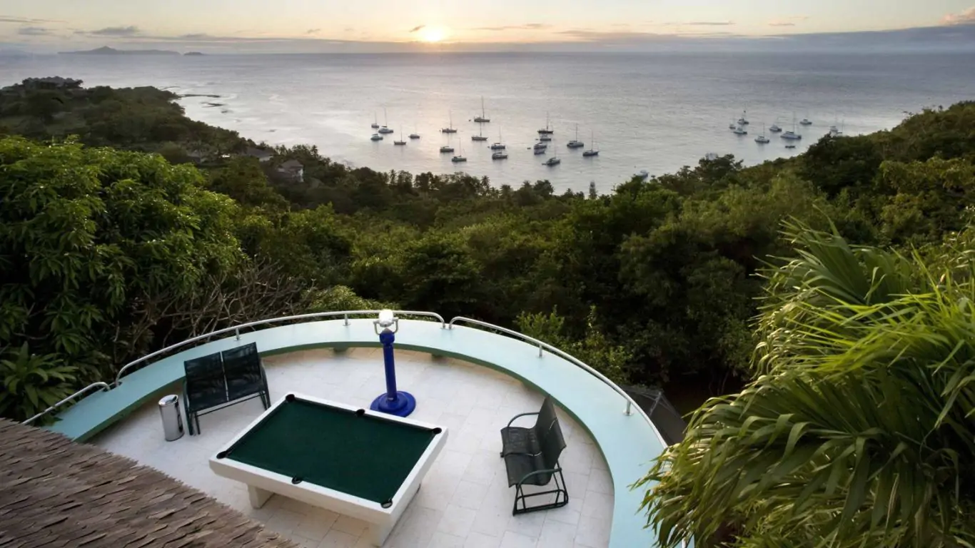 Mandalay Pearl | Saint Vincent and the Grenadines