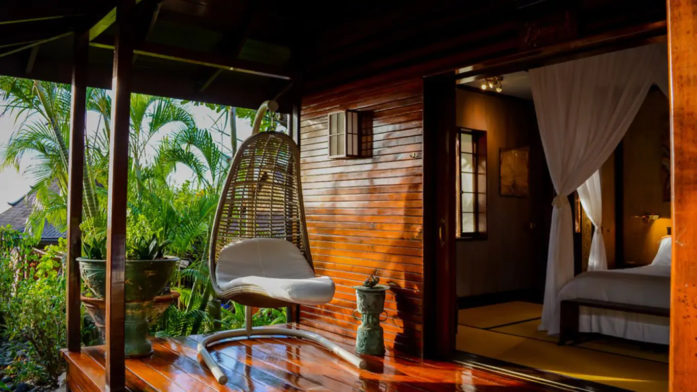 Mandalay Pearl | Saint Vincent and the Grenadines
