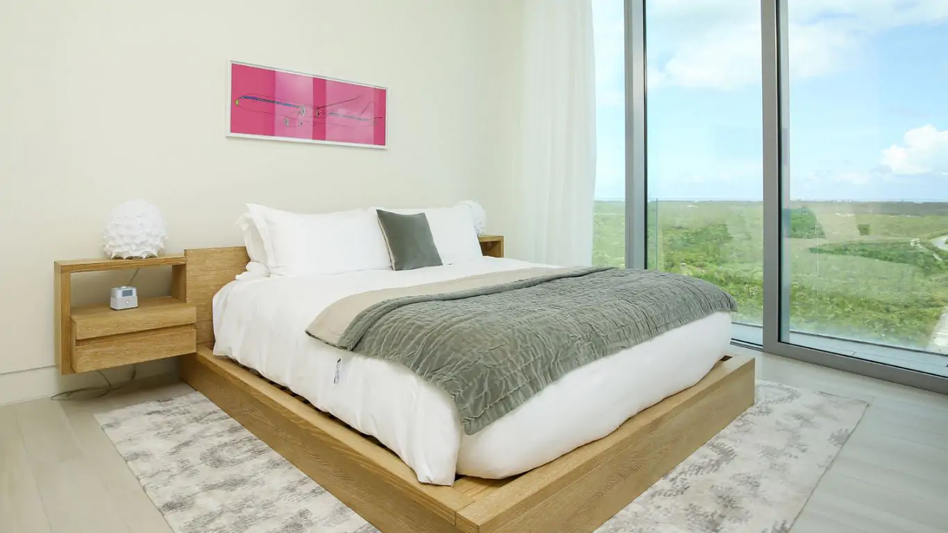 Penthouse Zach Albany | Bahamas