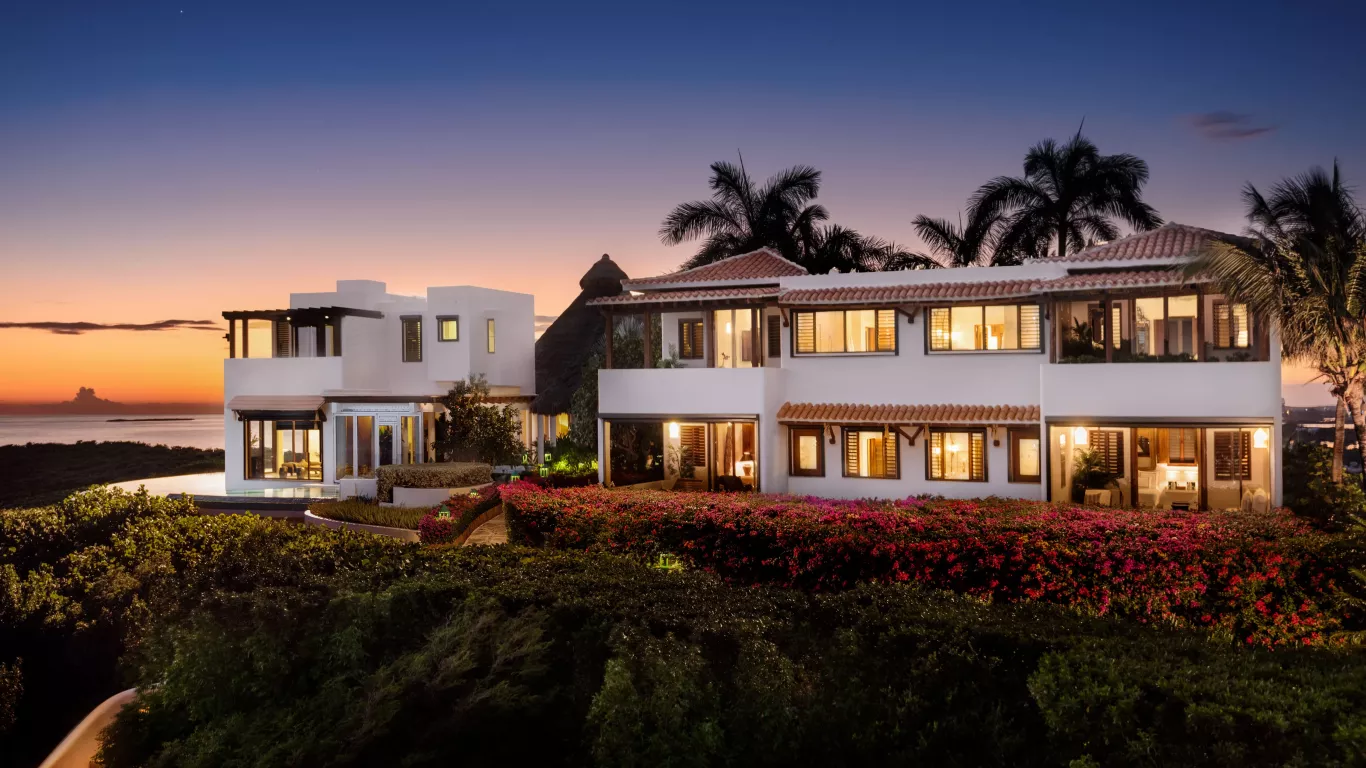 Bajacu | Turks and Caicos