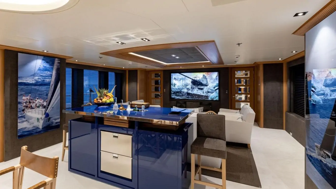 Yacht Deja Too 171 | Yachts