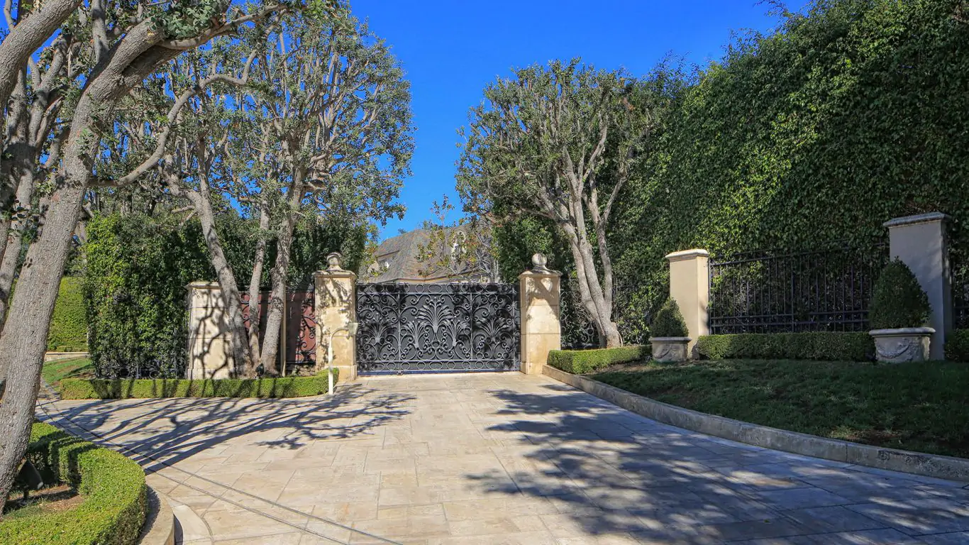 Villa Solenn | Los Angeles