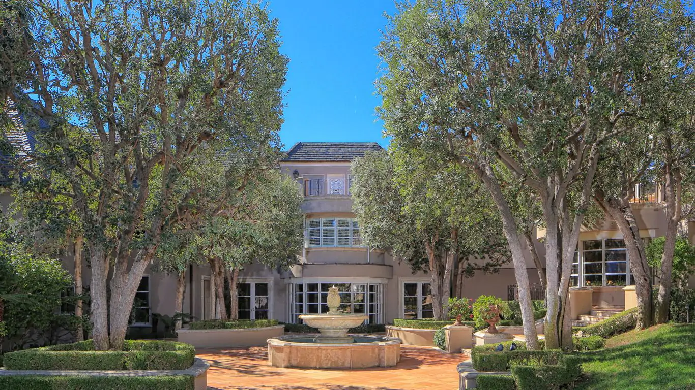 Villa Solenn | Los Angeles