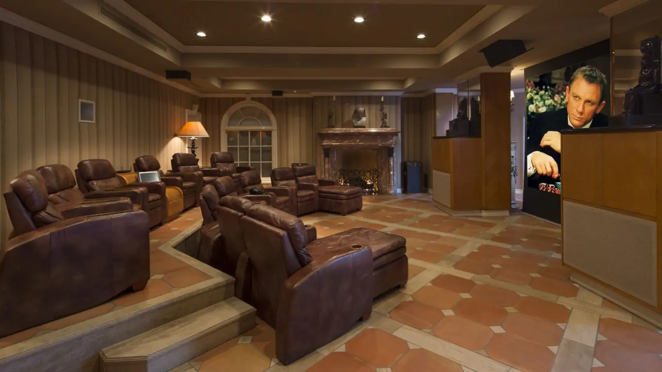 Villa Solenn | Los Angeles