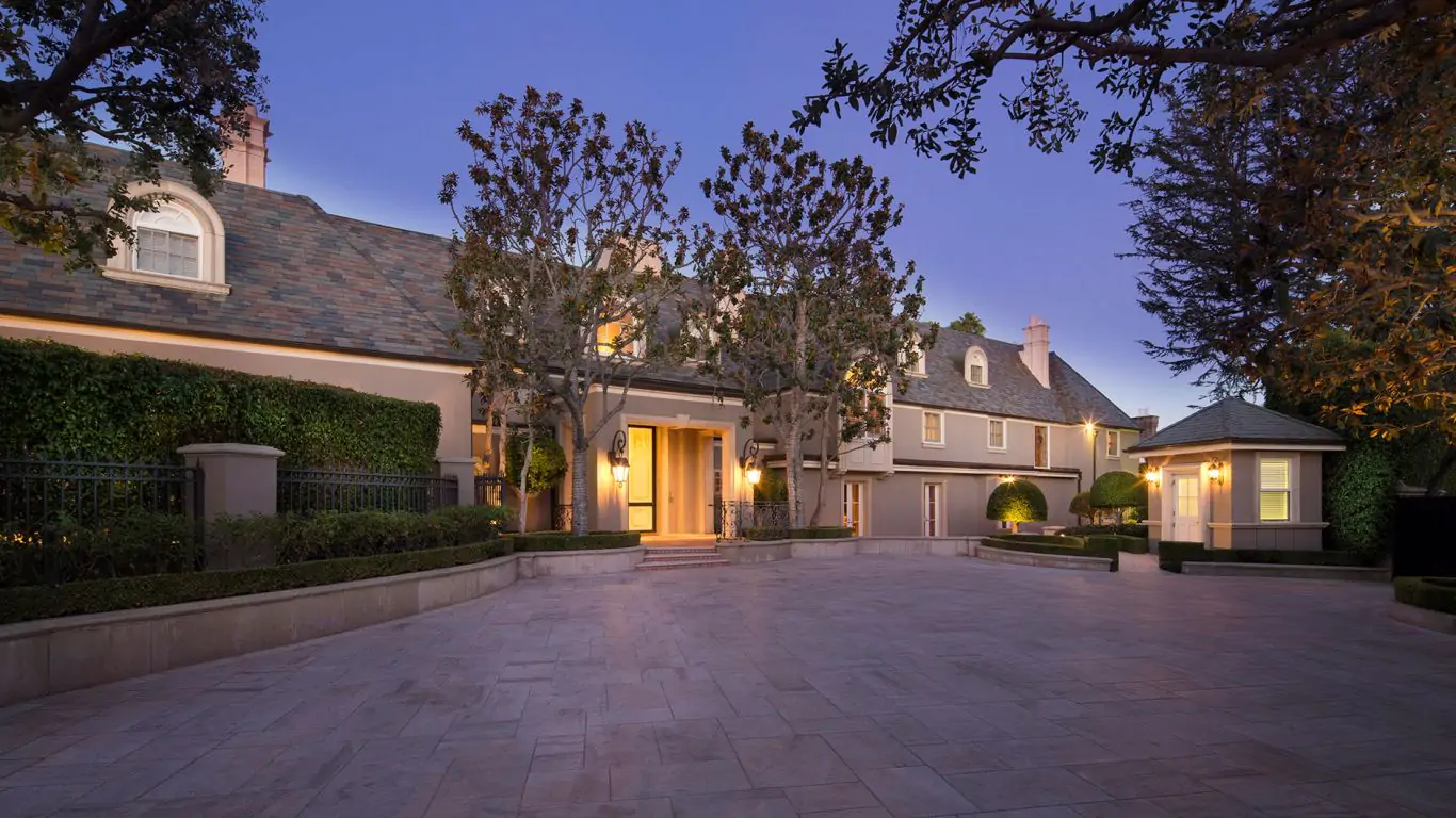 Villa Solenn | Los Angeles