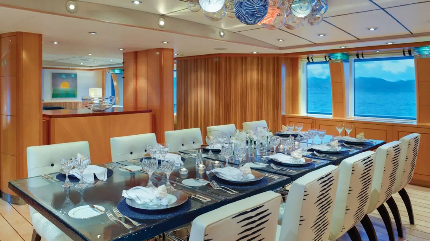 Yacht Victoria Del Mar 164 | Yachts