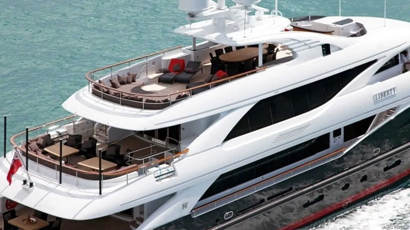 Yacht Liberty 164 | Yachts