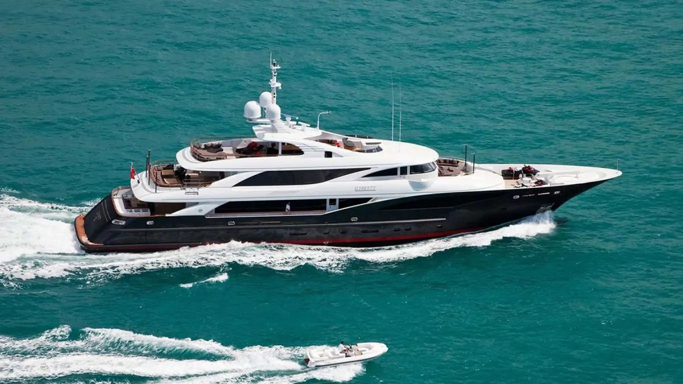Yacht Liberty 164 | Yachts