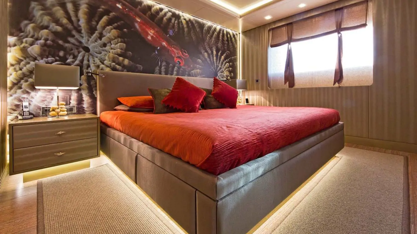 Yacht Liberty 164 | Yachts