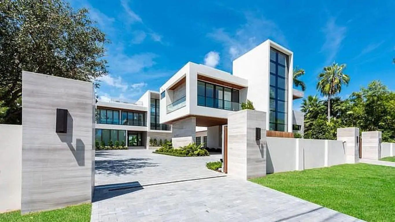 Villa Courtney | Miami