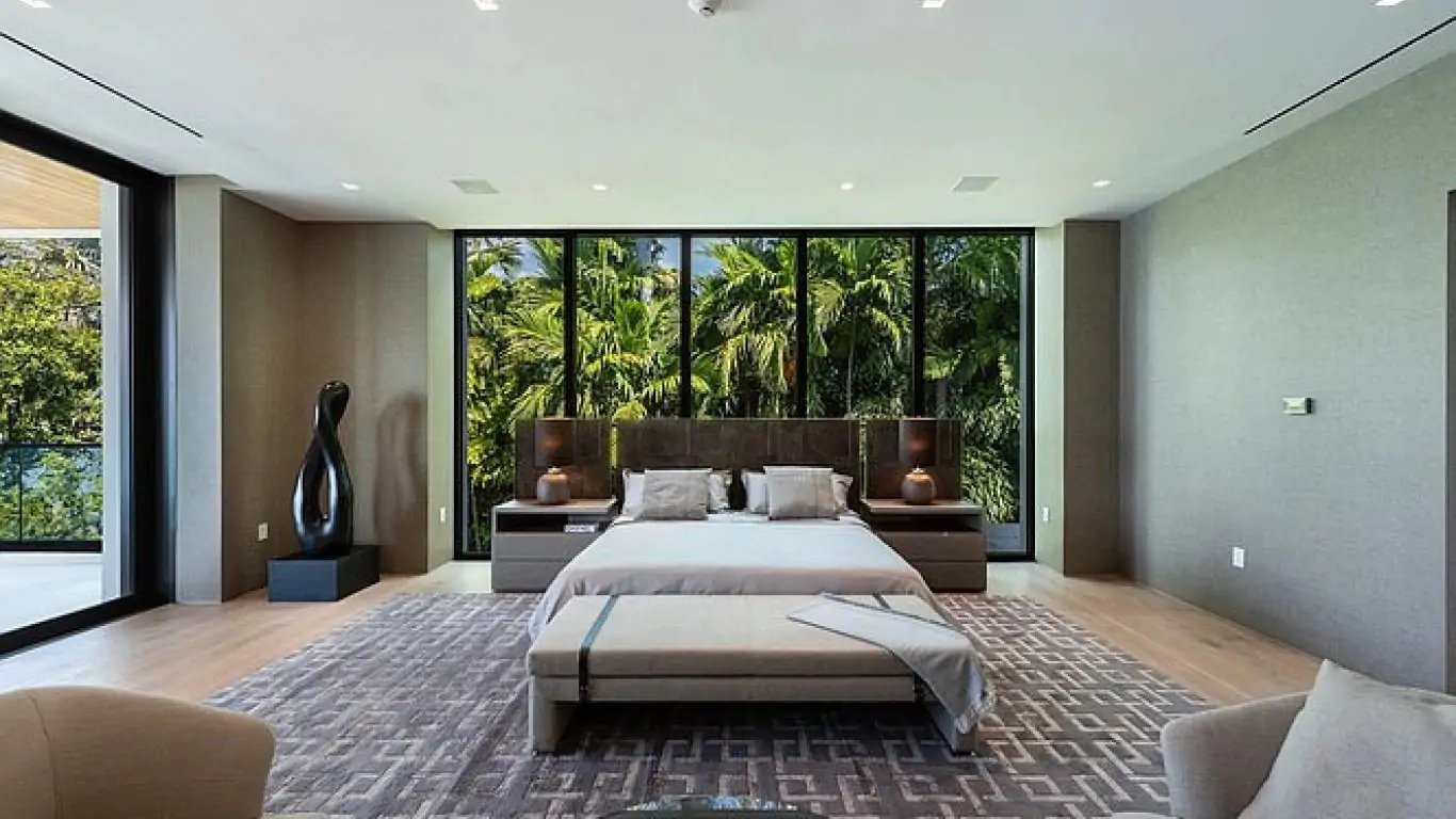 Villa Courtney | Miami