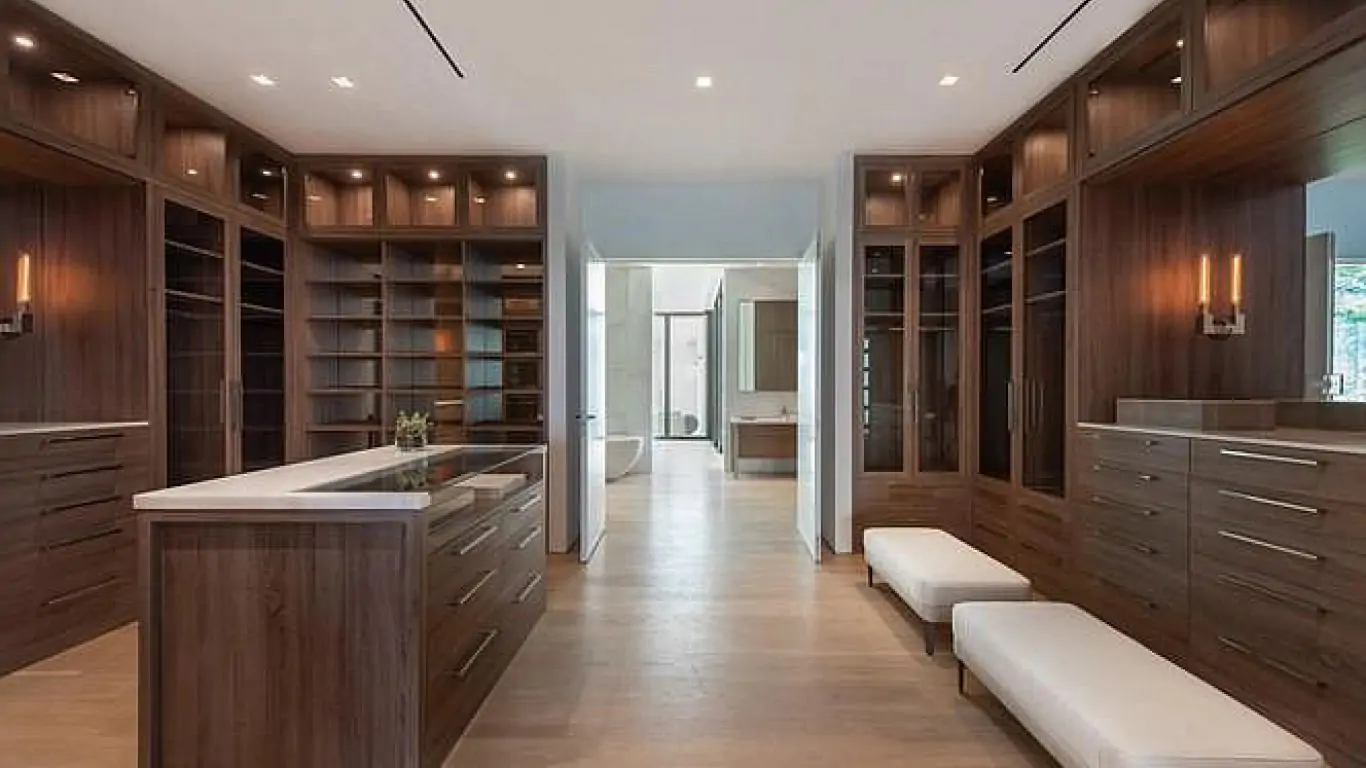 Villa Courtney | Miami