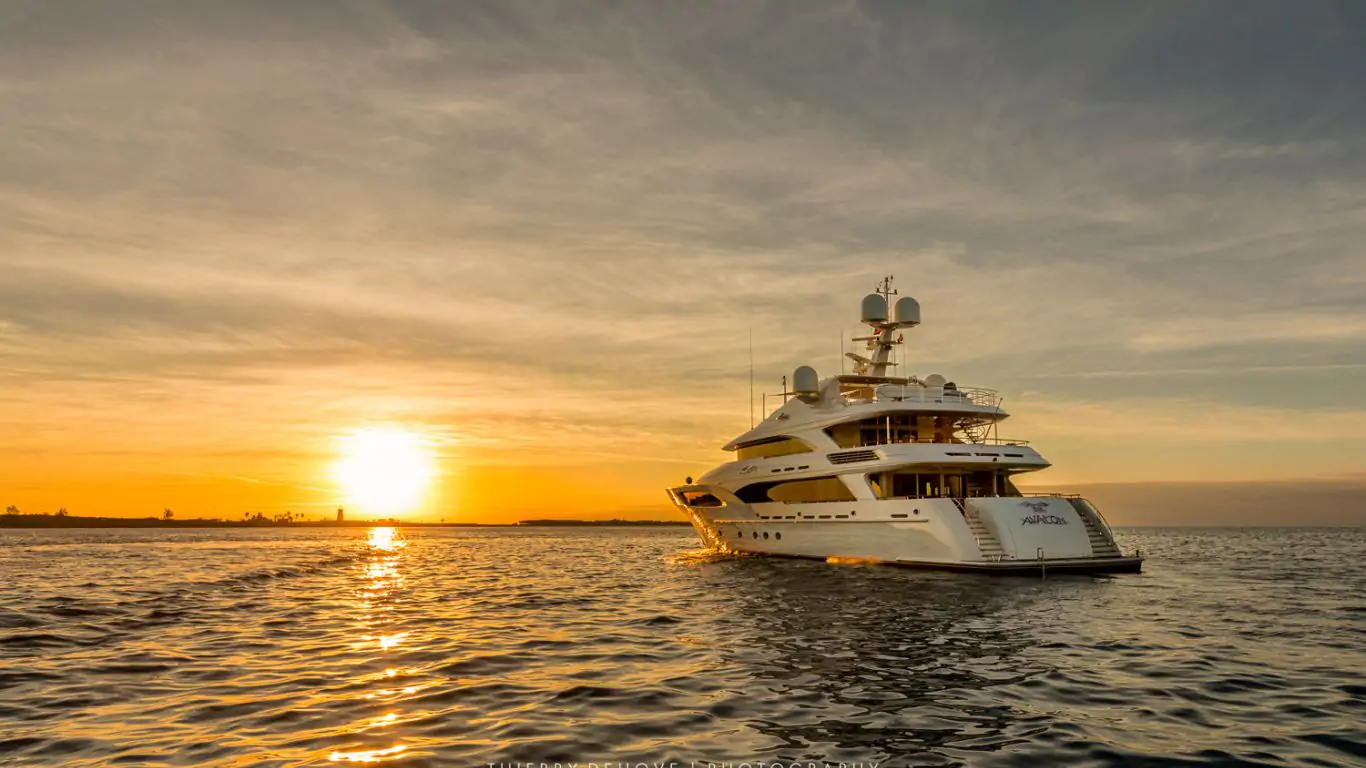 Yacht Avalon 151 | Yachts