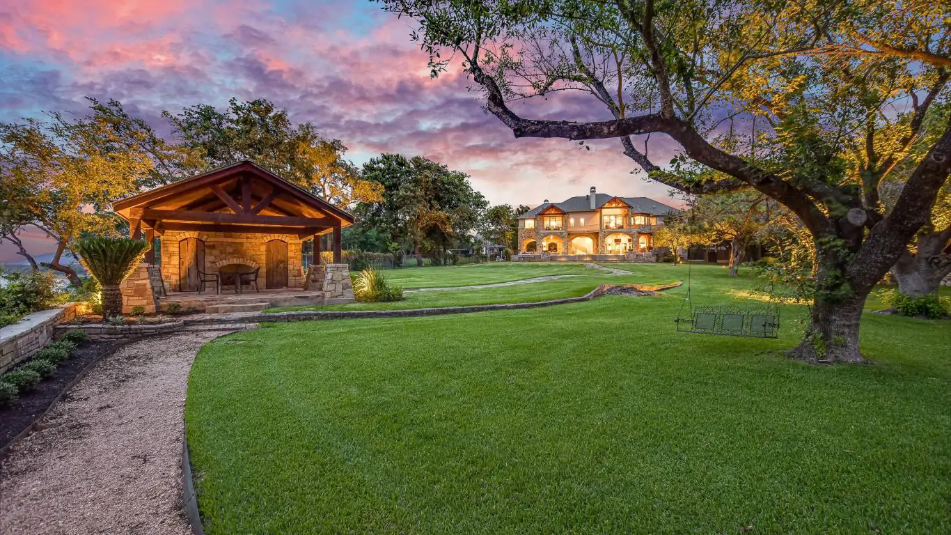 Villa Mia | Austin