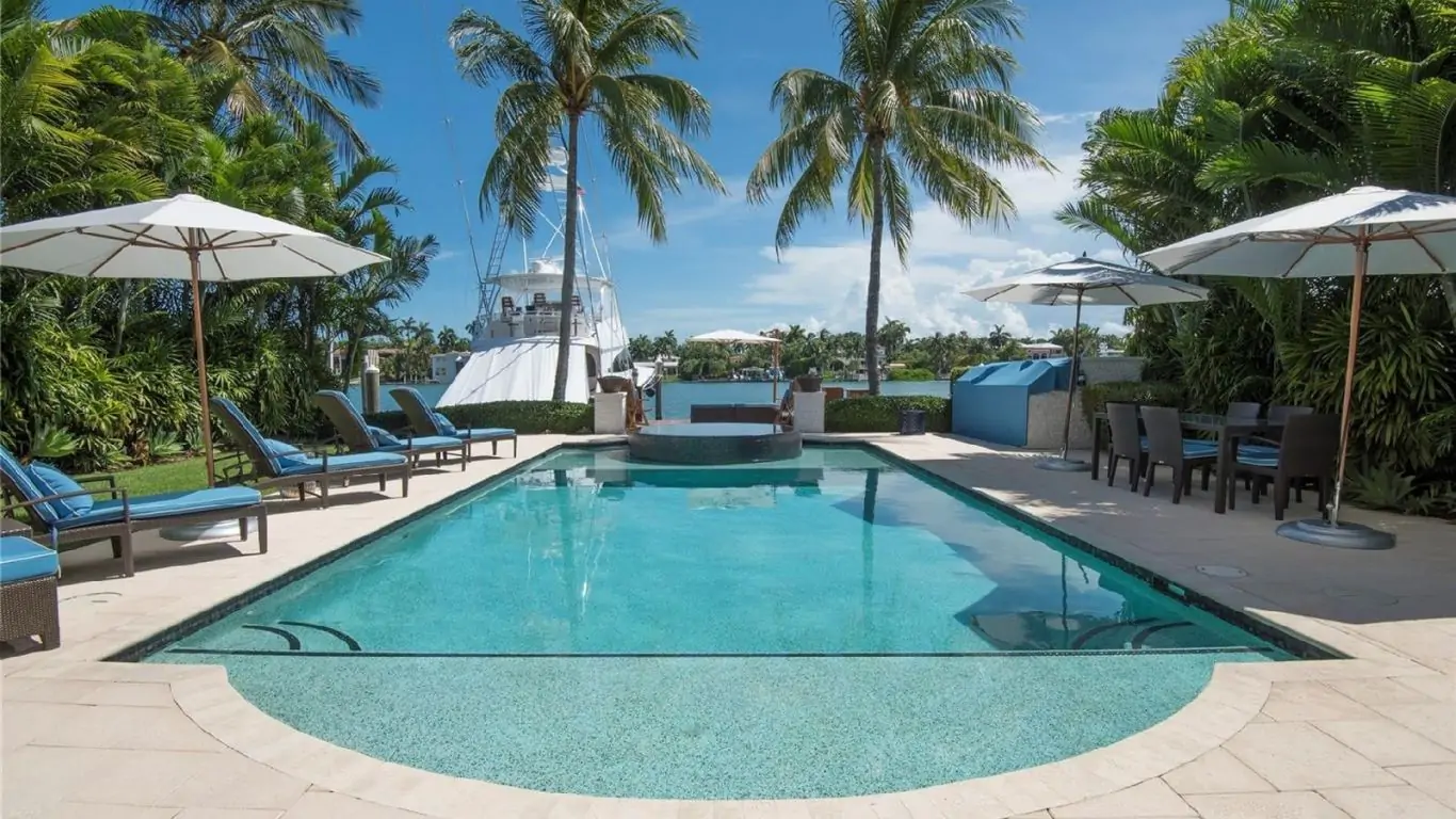 Villa Jenny | Miami