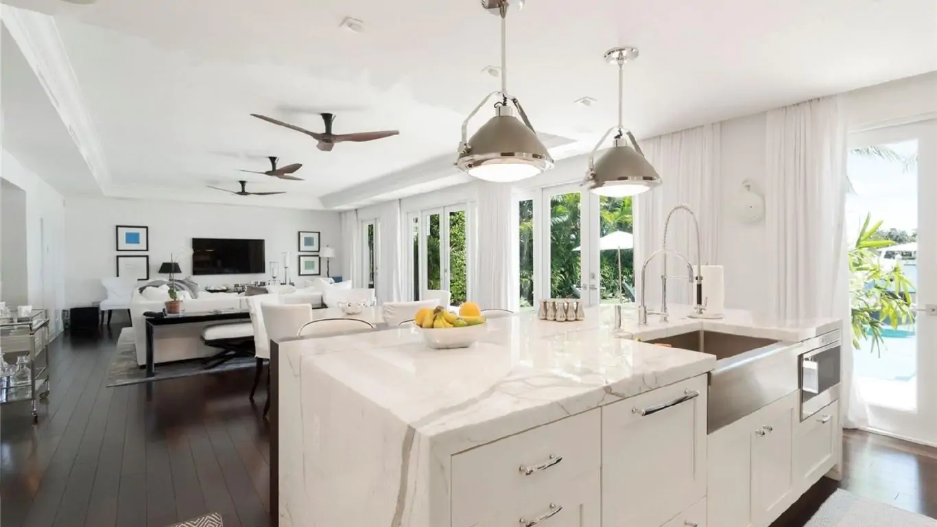 Villa Jenny | Miami