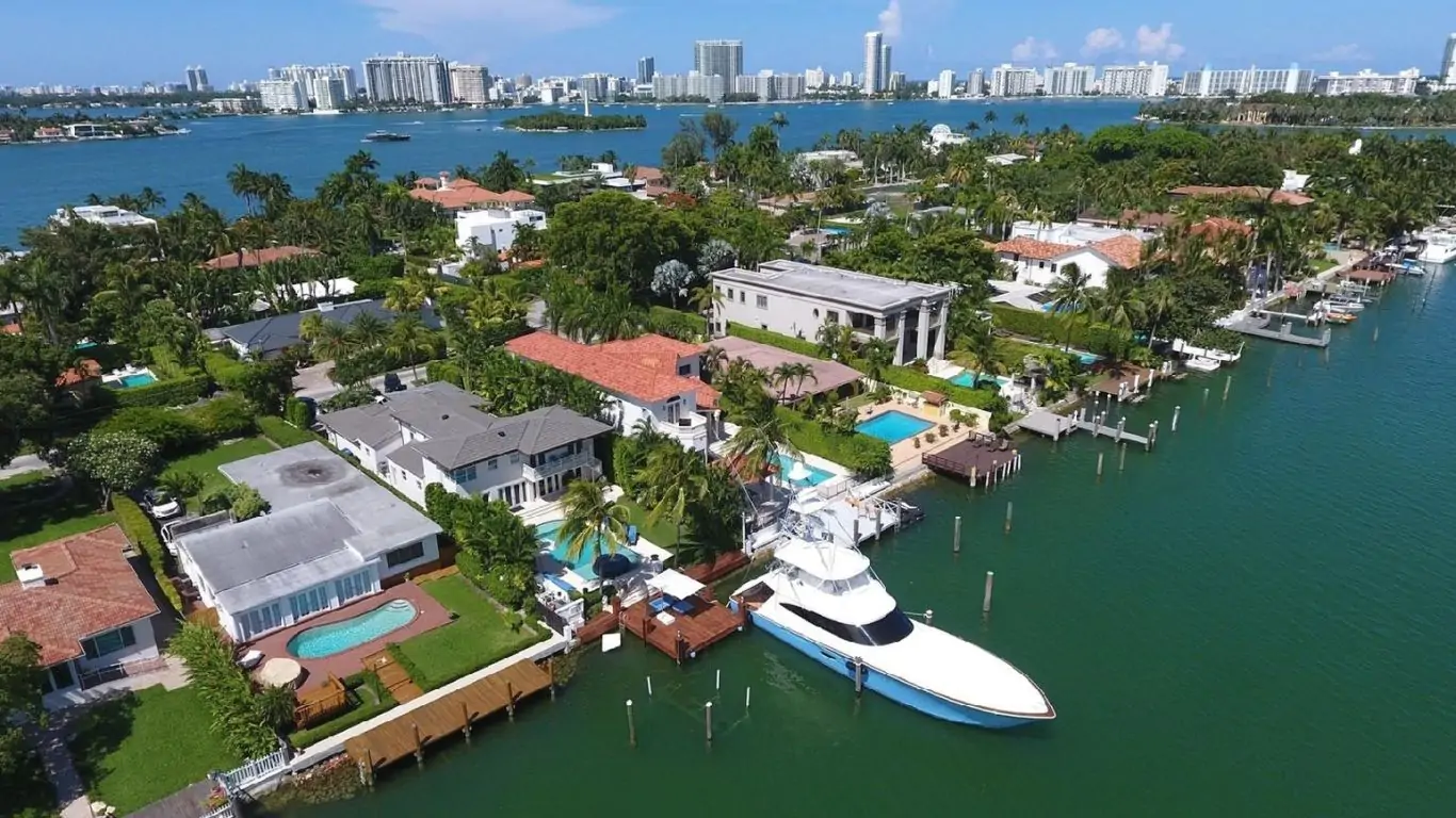 Villa Jenny | Miami