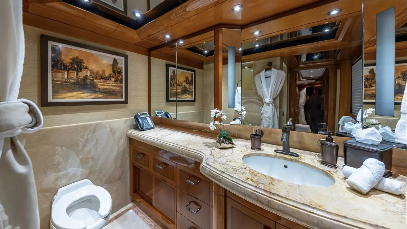 Yacht Hospitality 164 | Yachts