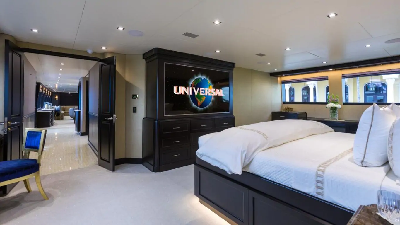 Yacht Tanzanite 145 | Yachts