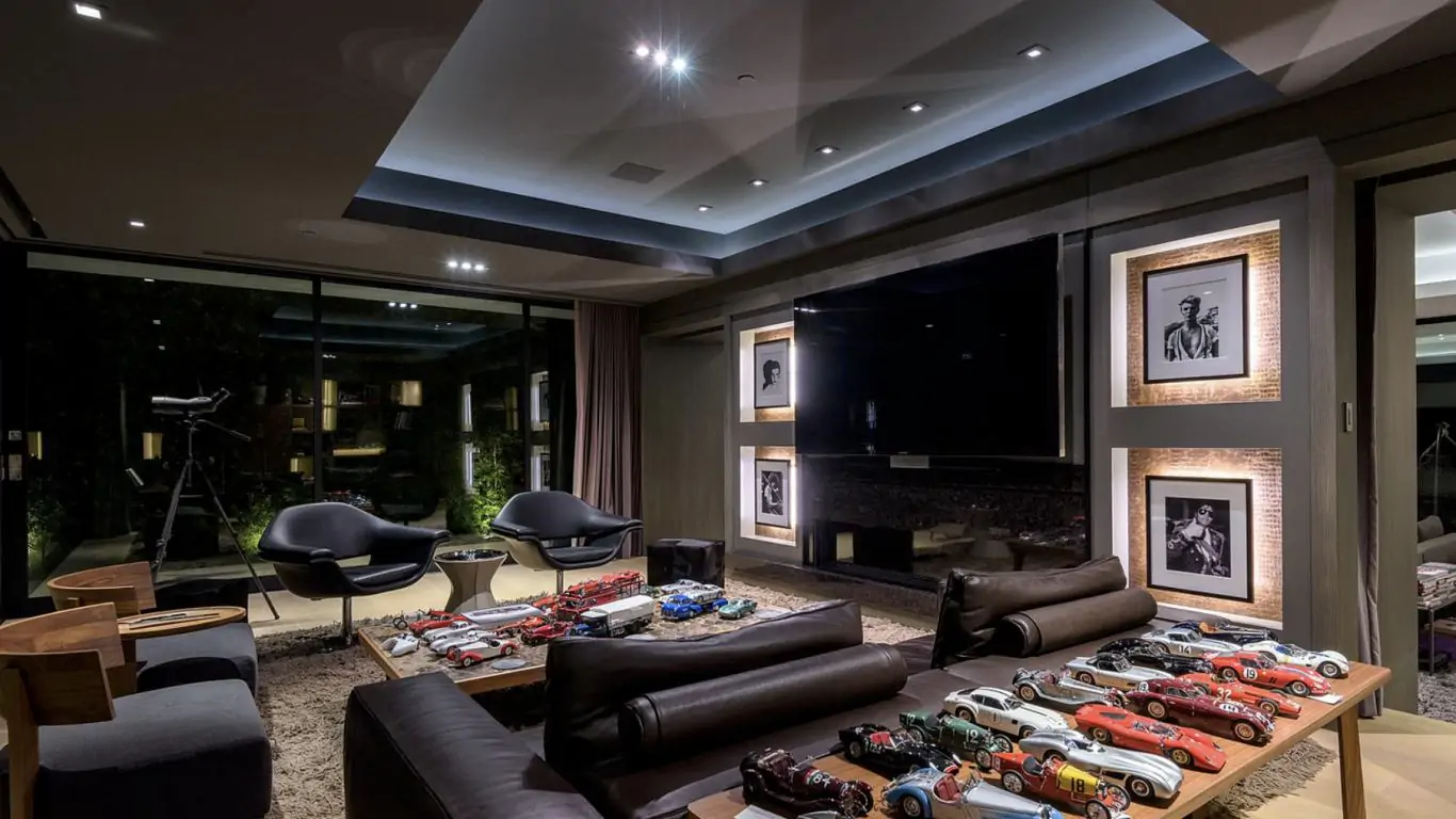Villa Thalia | Los Angeles