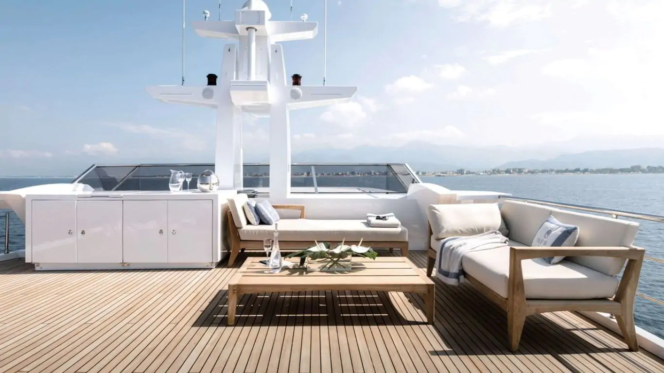 Yacht Heed 114 | Yachts