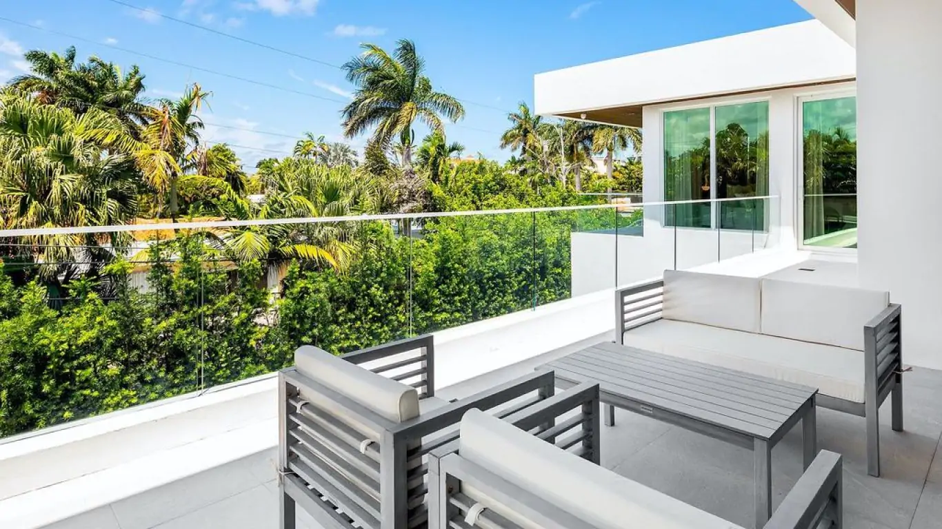Villa Betty | Miami