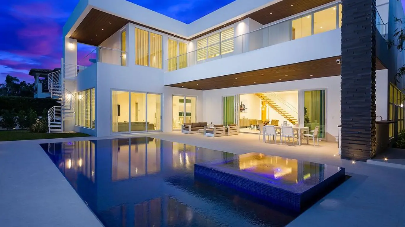 Villa Betty | Miami