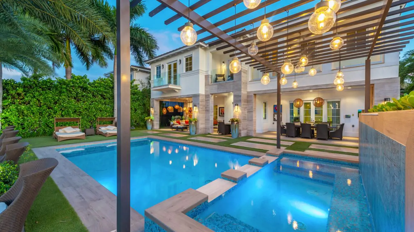 Villa Ariadne | Miami