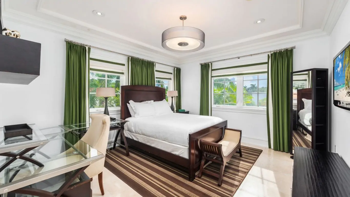 Villa Ariadne | Miami