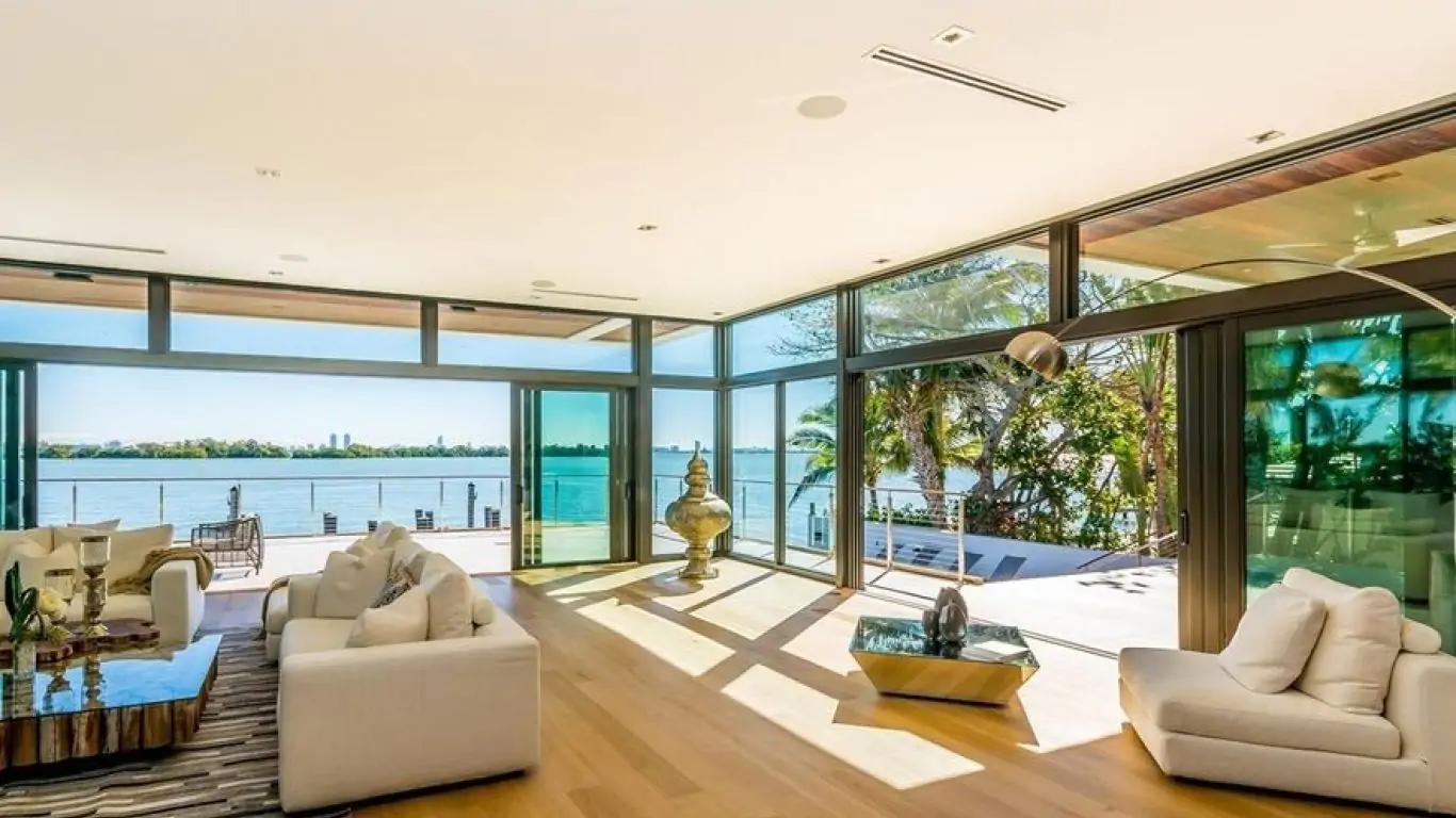 Villa Vlada | Miami