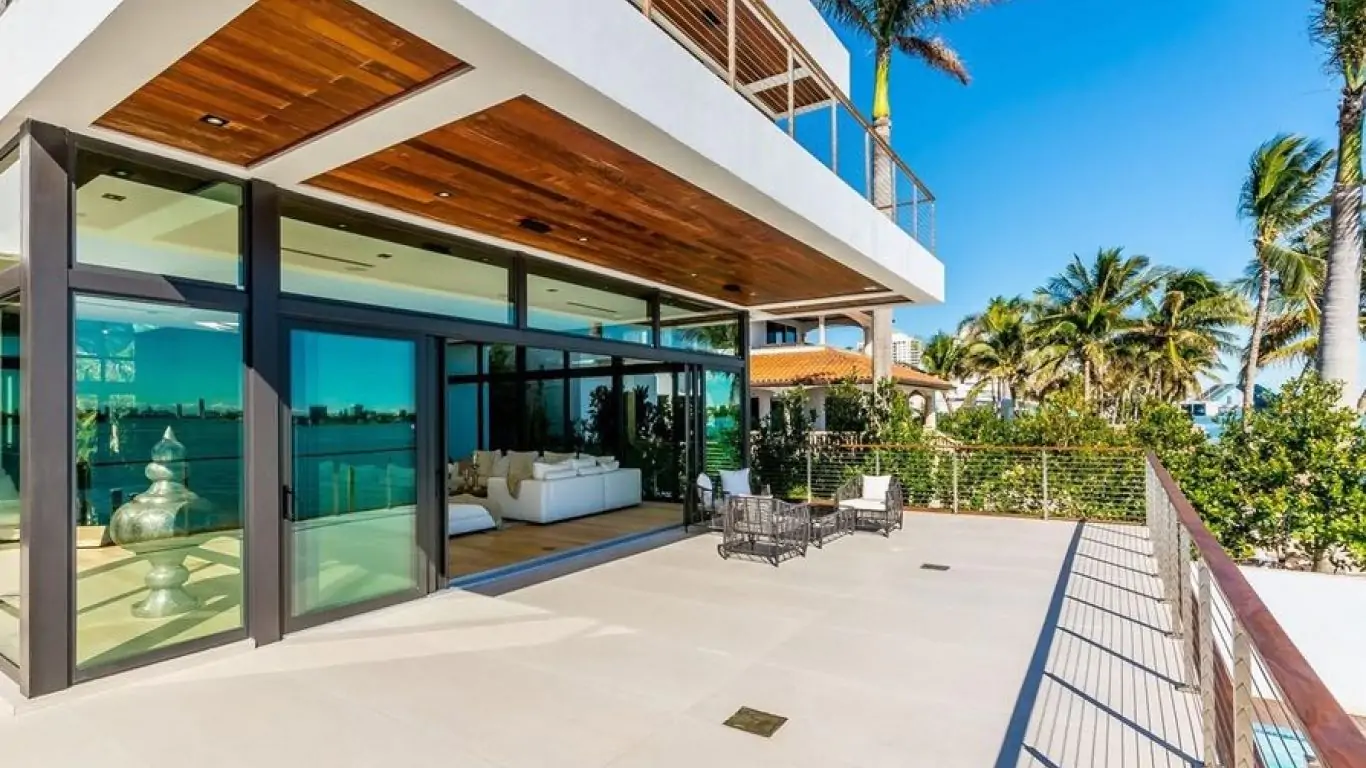 Villa Vlada | Miami