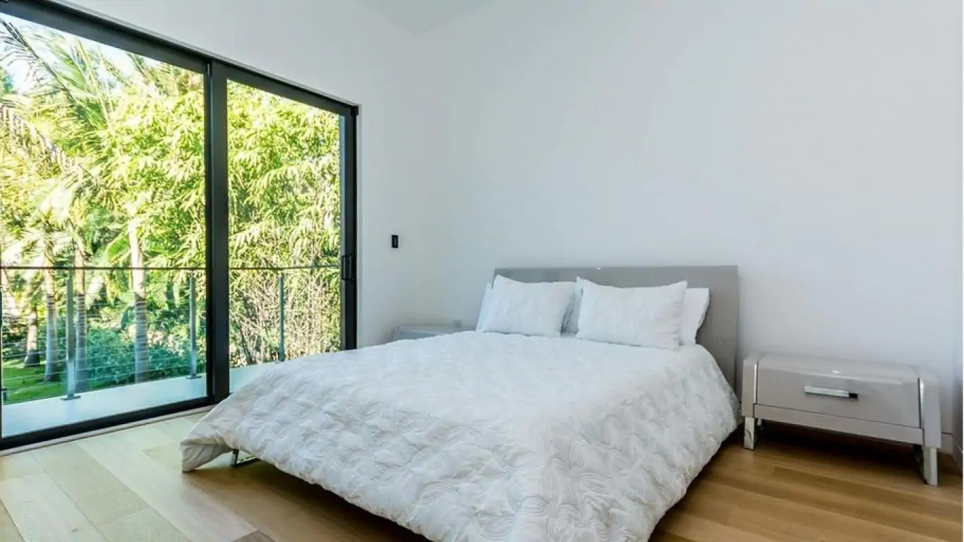 Villa Vlada | Miami