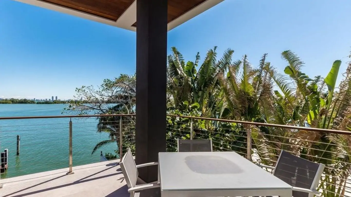 Villa Vlada | Miami